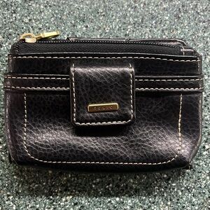 Women’s Black Relic Wallet